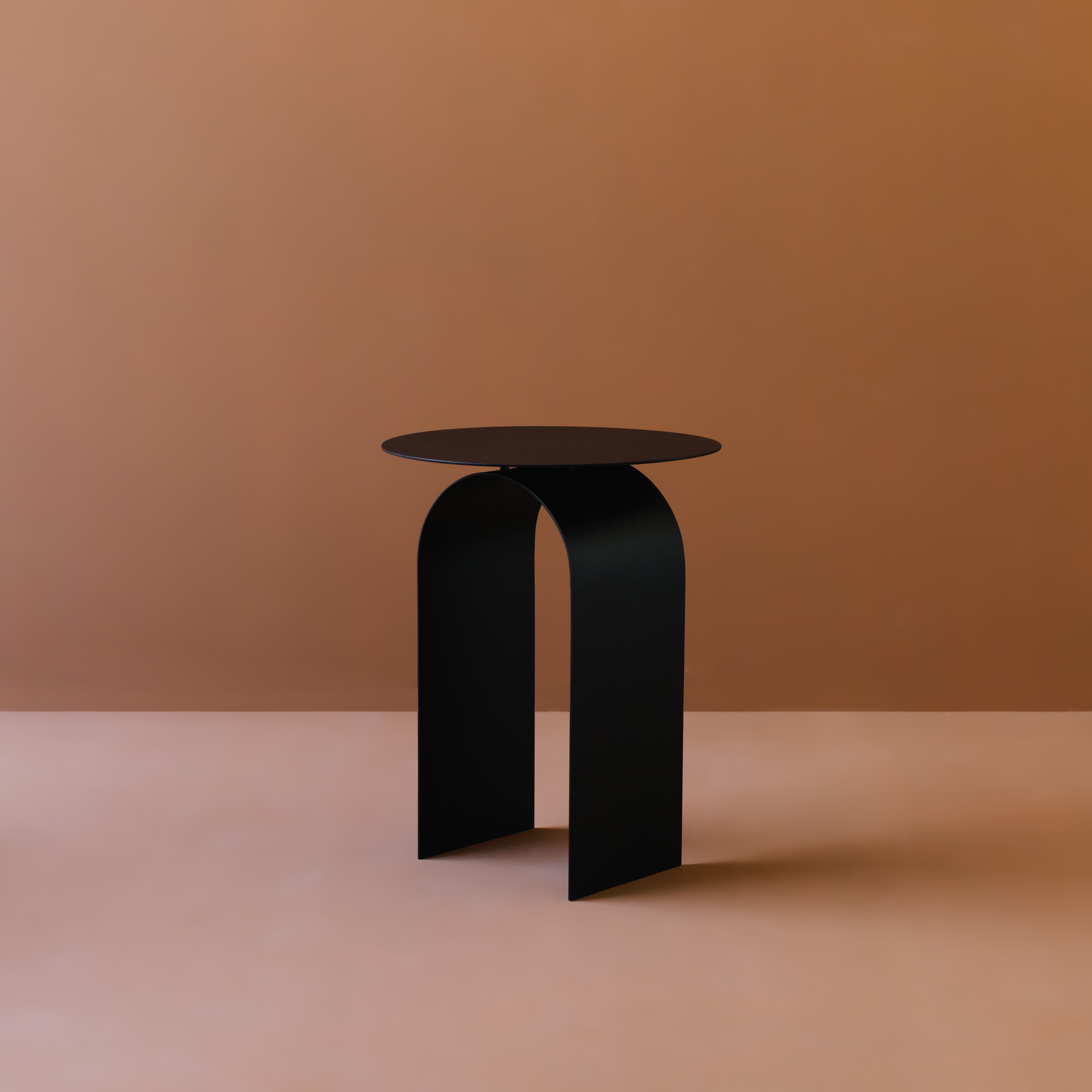 Curve No: 03 Metal Side Table