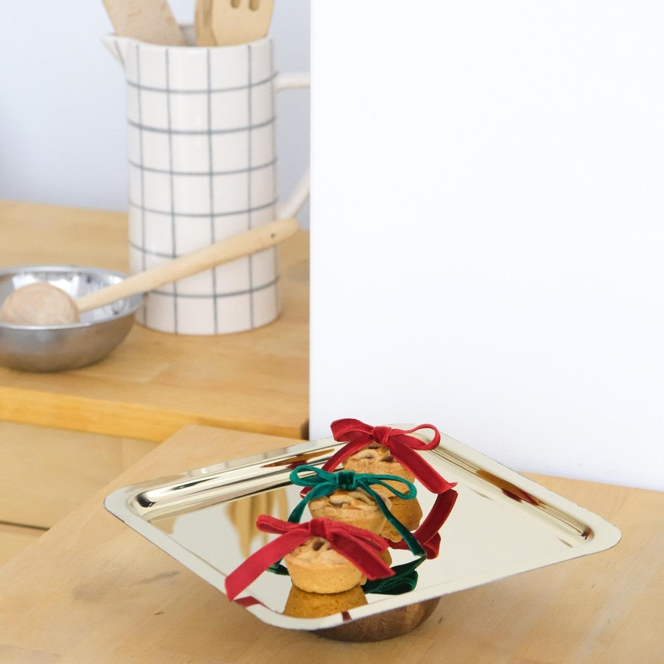 Square Tray with Wooden Legs