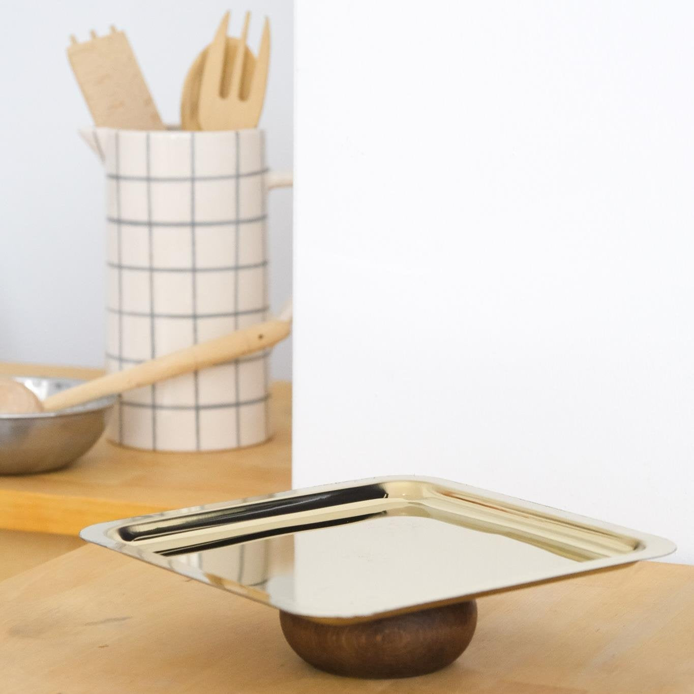 Square Tray with Wooden Legs